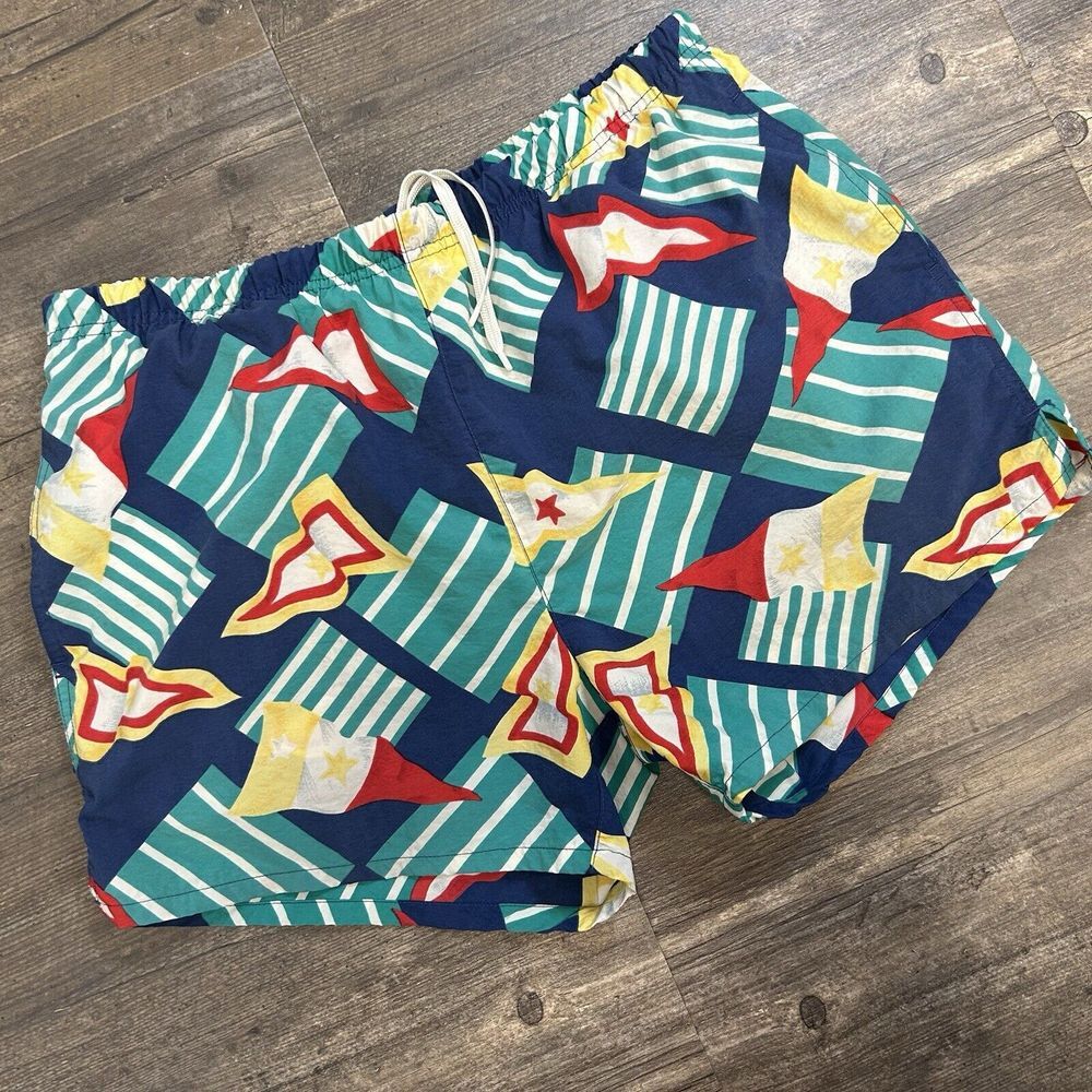 Vintage 90's Nautica Swim Trunks Men Size Large Lined Flags Abstract AOP‎ (381)